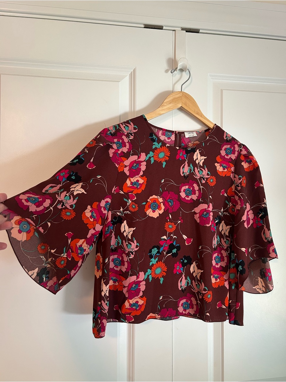 Artiza Wilfred Cambria Floral Bell Sleeve Blouse in Burgundy and Multicolor